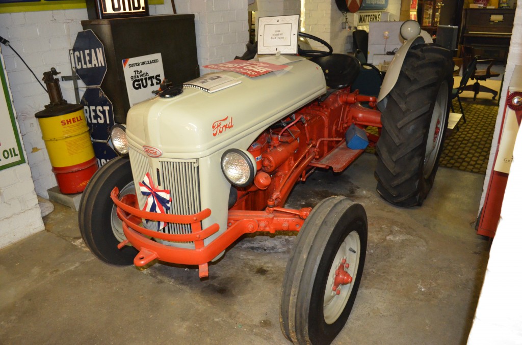 1948 ford 8n tractor