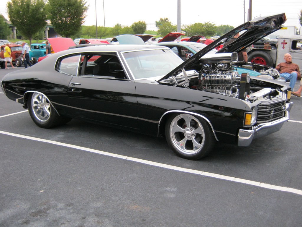 Black Chevelle with blower