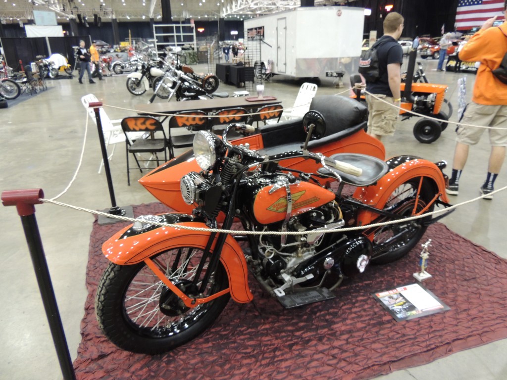 vintage harley davidson motorcycle with sidecar