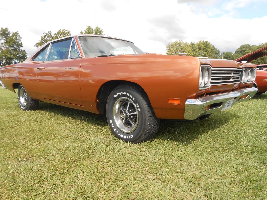 brown plymouth b-body coupe