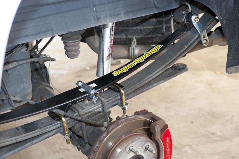 Video SuperSprings' Suspension Products Stabilize Truck & SUV