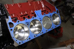 Building a Baby Max Wedge 435 Mopar B-Block Stroker That Makes Nearly ...