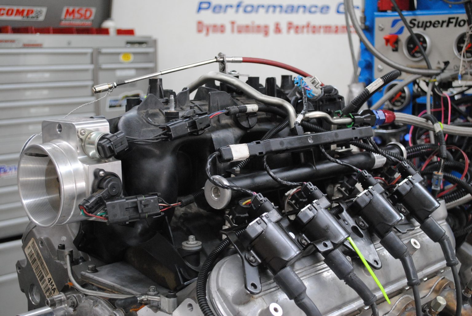 Single-Plane vs. Dual-Plane Intake Manifold Test on a Carbureted 4.8L LS