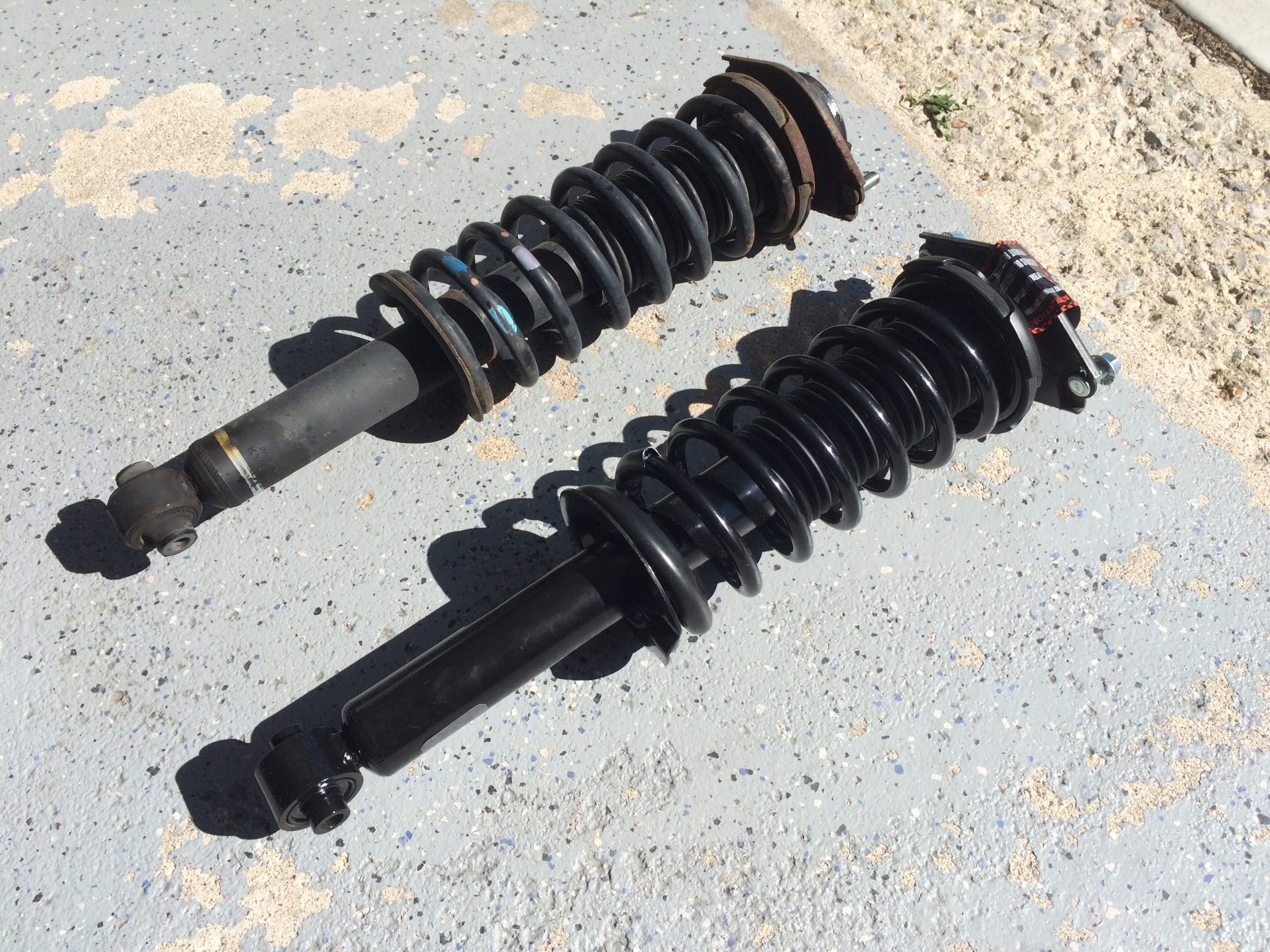 Difference Between Shocks & Struts