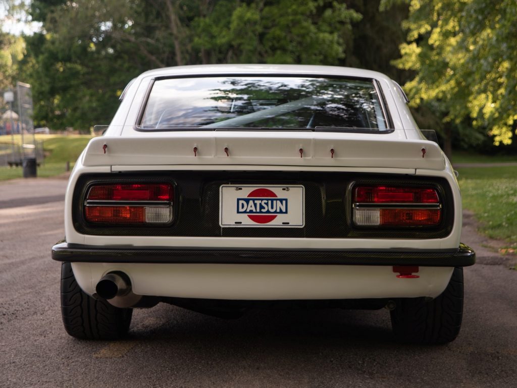 rear tail panel of a custom 1973 datsun 240z with GM LS Engine Swap,