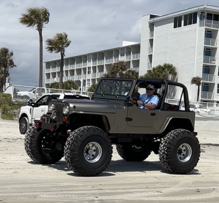 Photo Gallery 2022 Jeep Beach in Daytona, Florida