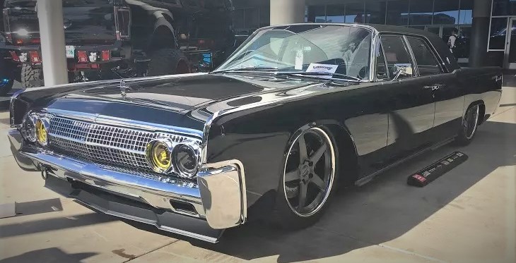 lincoln continental with suicide doors and custom wheels