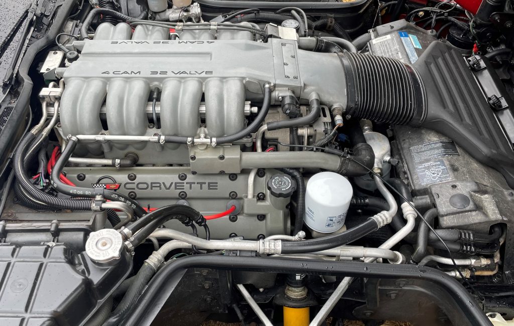 1990 Corvette ZR1 LT5 Engine, passenger side