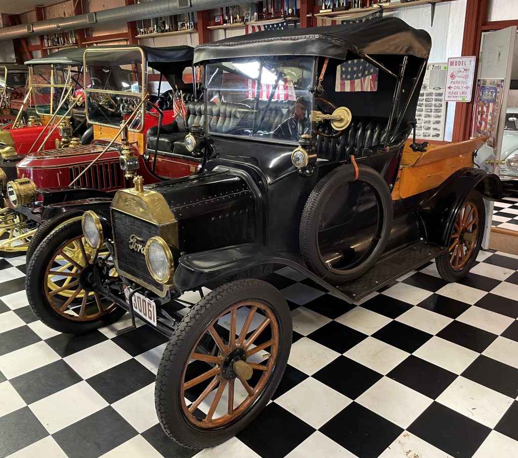 1915 ford model t roadster pickup