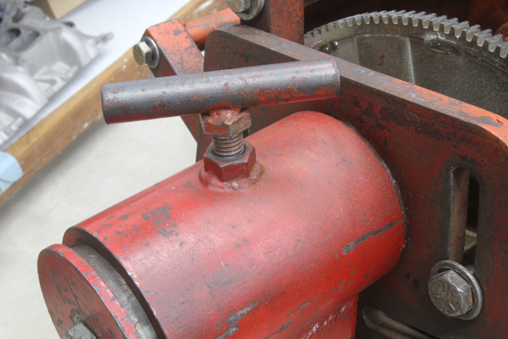 engine stand adjuster handle
