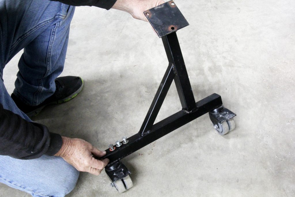 engine stand mount with casters