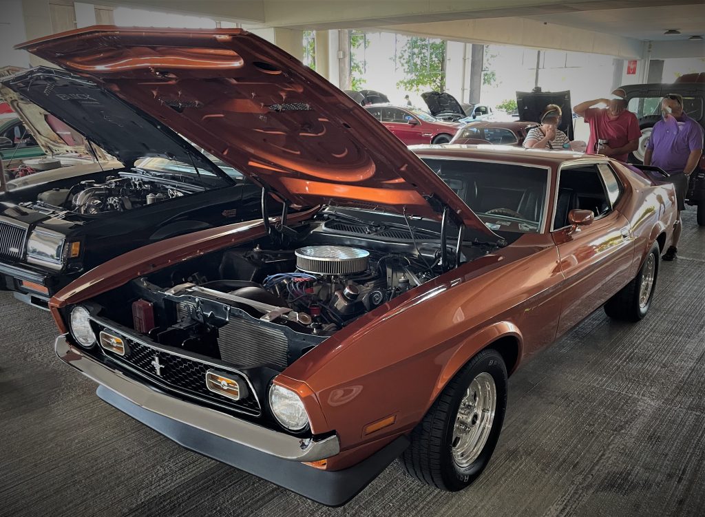 vintage ford mustang mach 1, front