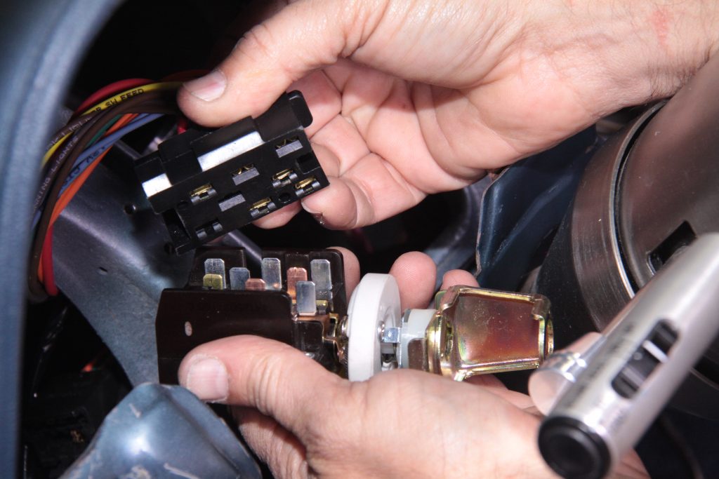 plugging in headlight switch