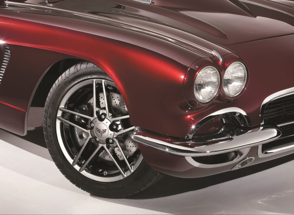 Close up of a custom wheel on a 1962 chevy Corvette