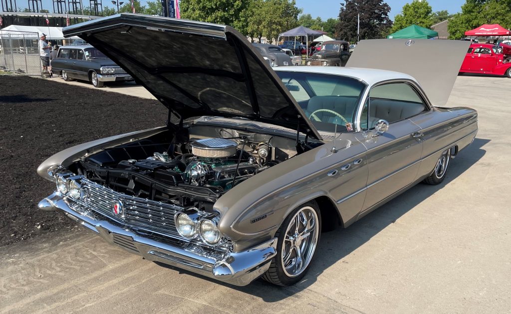 1961 buick invicta coupe