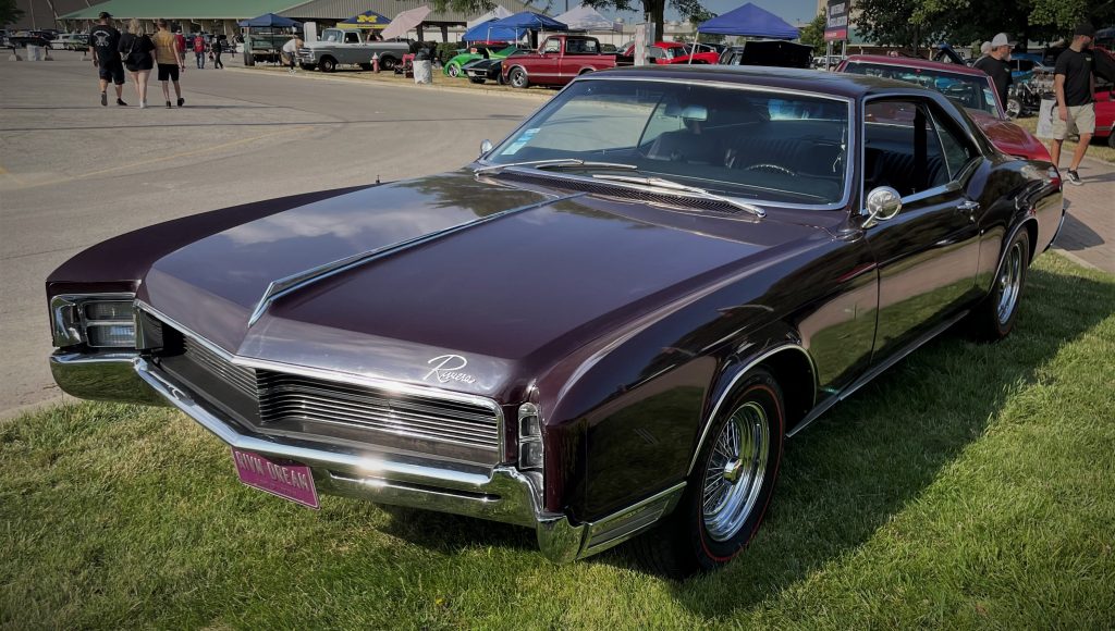 1967 buick riviera coupe