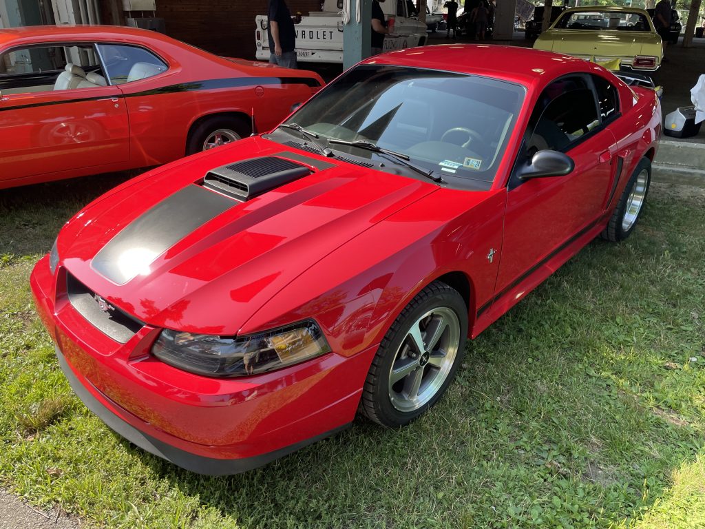 Ford SN95 ford mustang mach 1