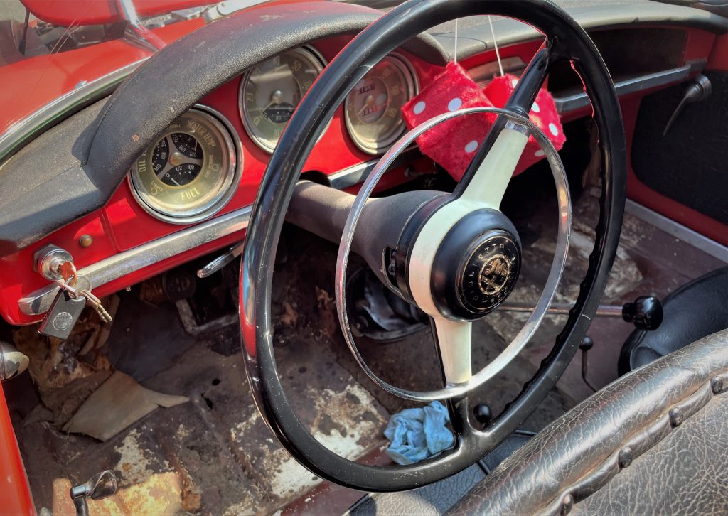 1957 Alfa Romeo Giulietta Spider, interior and steering wheel