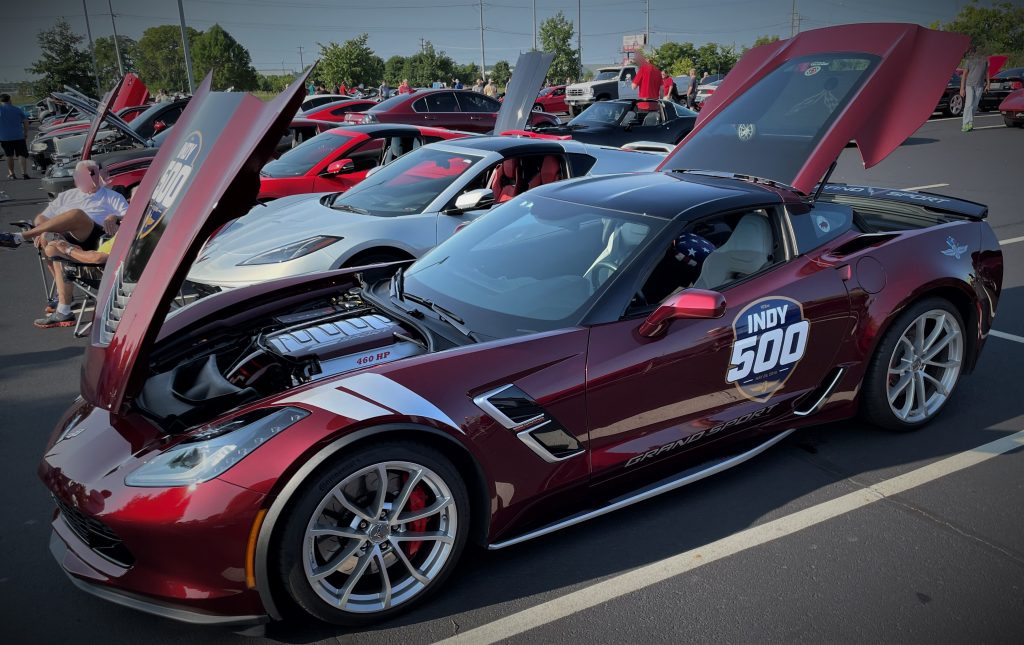 C7 Chevy Corvette 2019 grand sport Indy 500 pace car replica