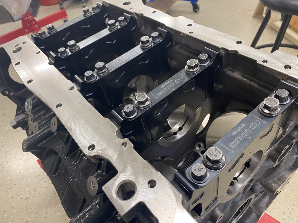 mains on a Ford 7.3L Godzilla engine block