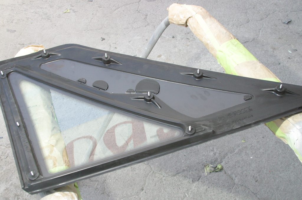 Scott Drake Mustang reaplcement rear quarter windows