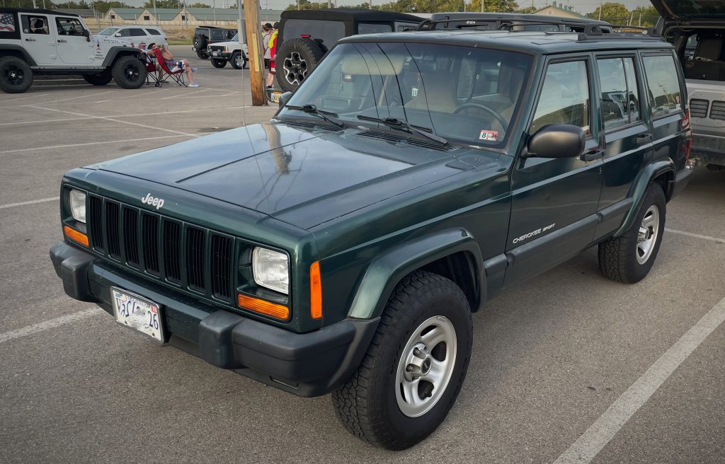 Stock Jeep Cherokee XJ