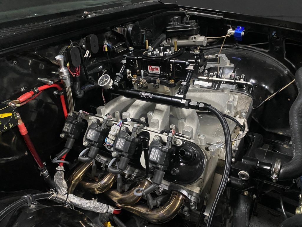 6.2L LS in S-1- truck engine bay