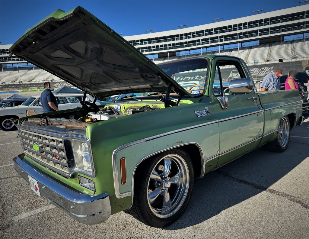 LT Swapped Chevy Bonanza Squarebody Truck