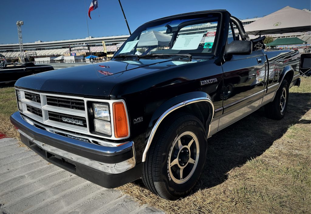 Dodge Dakota V6 Convertible Sport Truck