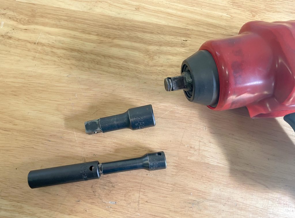 Impact socket extensions