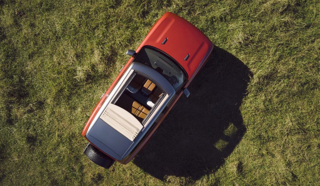 Overhead view of new scout traveler SUV