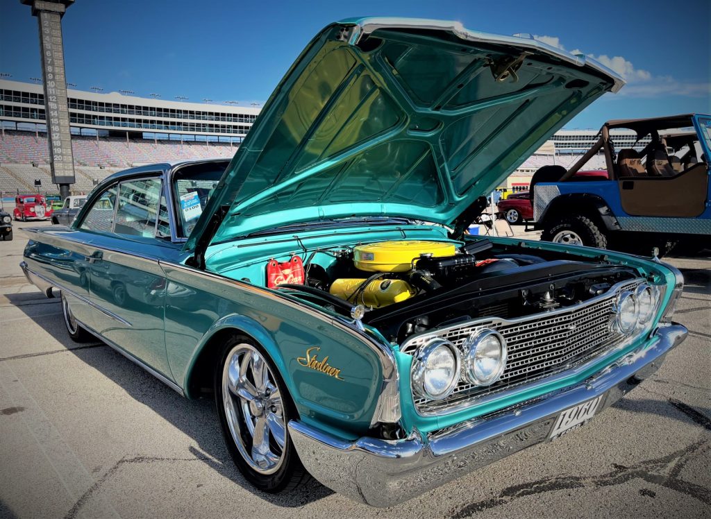 1960 Ford Starliner