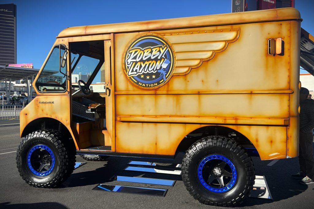 Robby Layton's Custom Dodge Bread Truck, profile