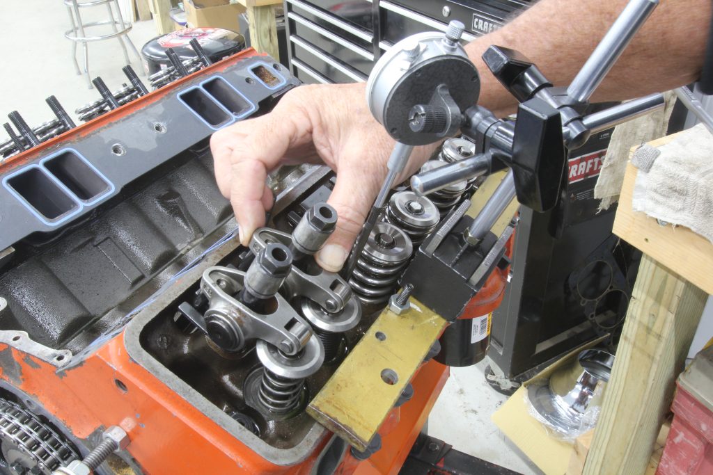 installing Rockers INTO A CYLINDER HEAD