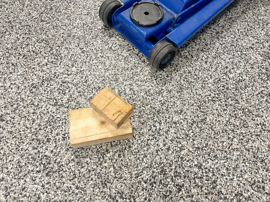 Wood blocks to place on floor jack pad