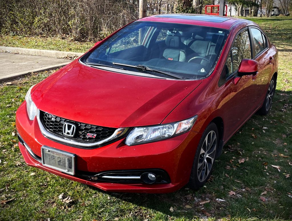 Red Honda Civic Si