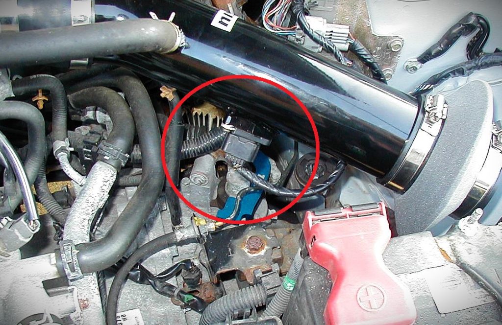 maf sensor circled in red on a cold air intake system